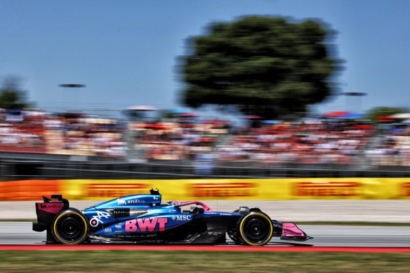 MONEYGRAM HAAS F1 TEAM VF-25 - ESTEBAN OCON - JAPAN GP 2025