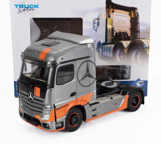 Mercedes-Benz Actros L Grand Prix Edition 2019 schaal 1/24 van Solido