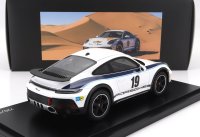 PORSCHE - 911 992 COUPE N 19 RALLY DAKAR DESIGN 2022 -  WITH SHOWCASE