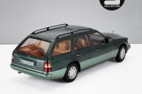 MERCEDES BENZ - E-CLASS (S124) T-MODEL SW STATION WAGON 1995 - 2 TONE GREEN