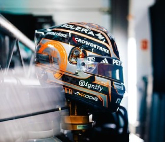 HELMET KIMI ANTONELLI - MERCEDES-AMG PETRONAS F1 TEAM - GP GRANDE BRETAGNE 2025 1/5
