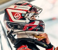 HELMET OLLIE BEARMAN - MONEYGRAM HAAS F1 TEAM - GP GRANDE BRETAGNE 2025 1/5