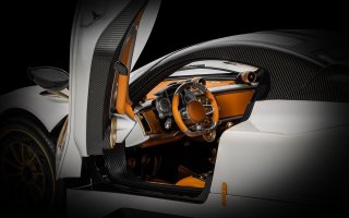 PAGANI - UTOPIA COUPE 2023 - PEARL WHITE