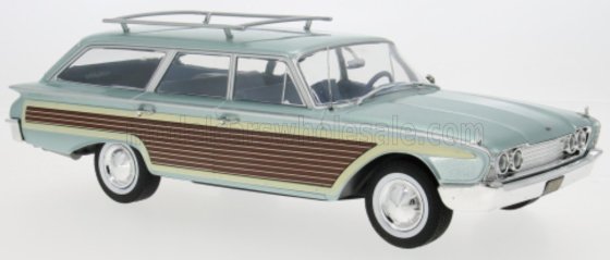 Ford LTD Country Squire 1960 1/18 MCG schaalmodel