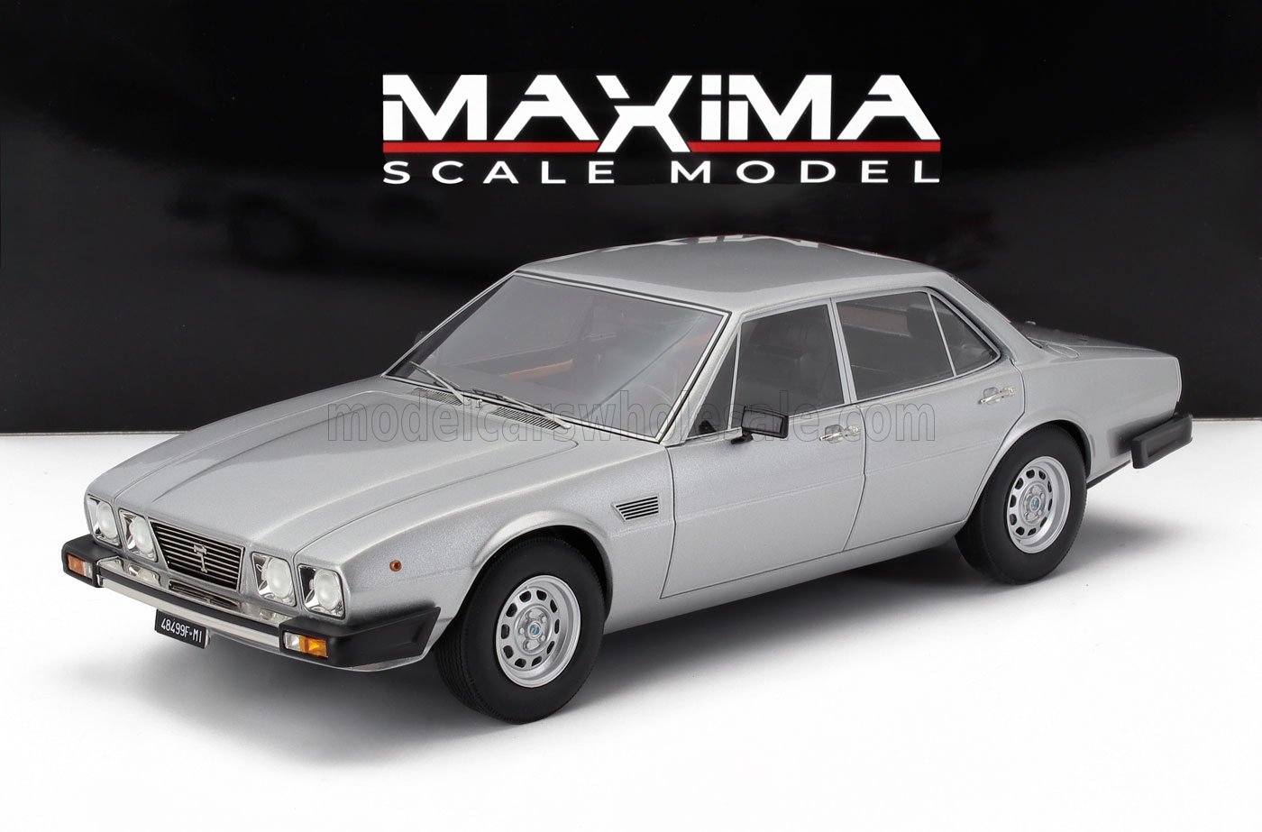 DE TOMASO - DEAUVILLE 1978 - SILVER
