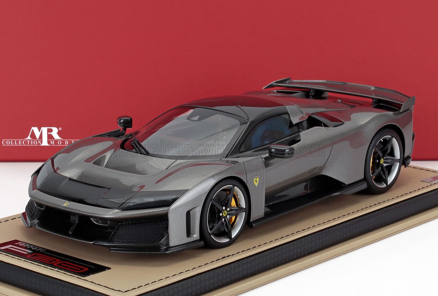 FERRARI - F80 2024 - WITH SHOWCASE - GUN METAL GRE