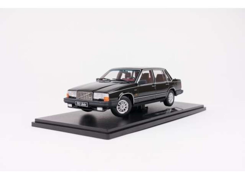 VOLVO - 760 TURBO 1985 - BLACK
