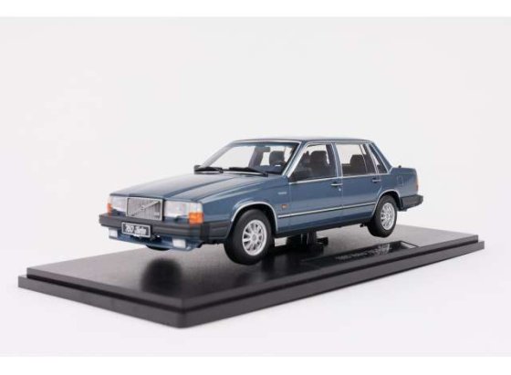 VOLVO - 760 TURBO 1985 - LIGHT BLUE
