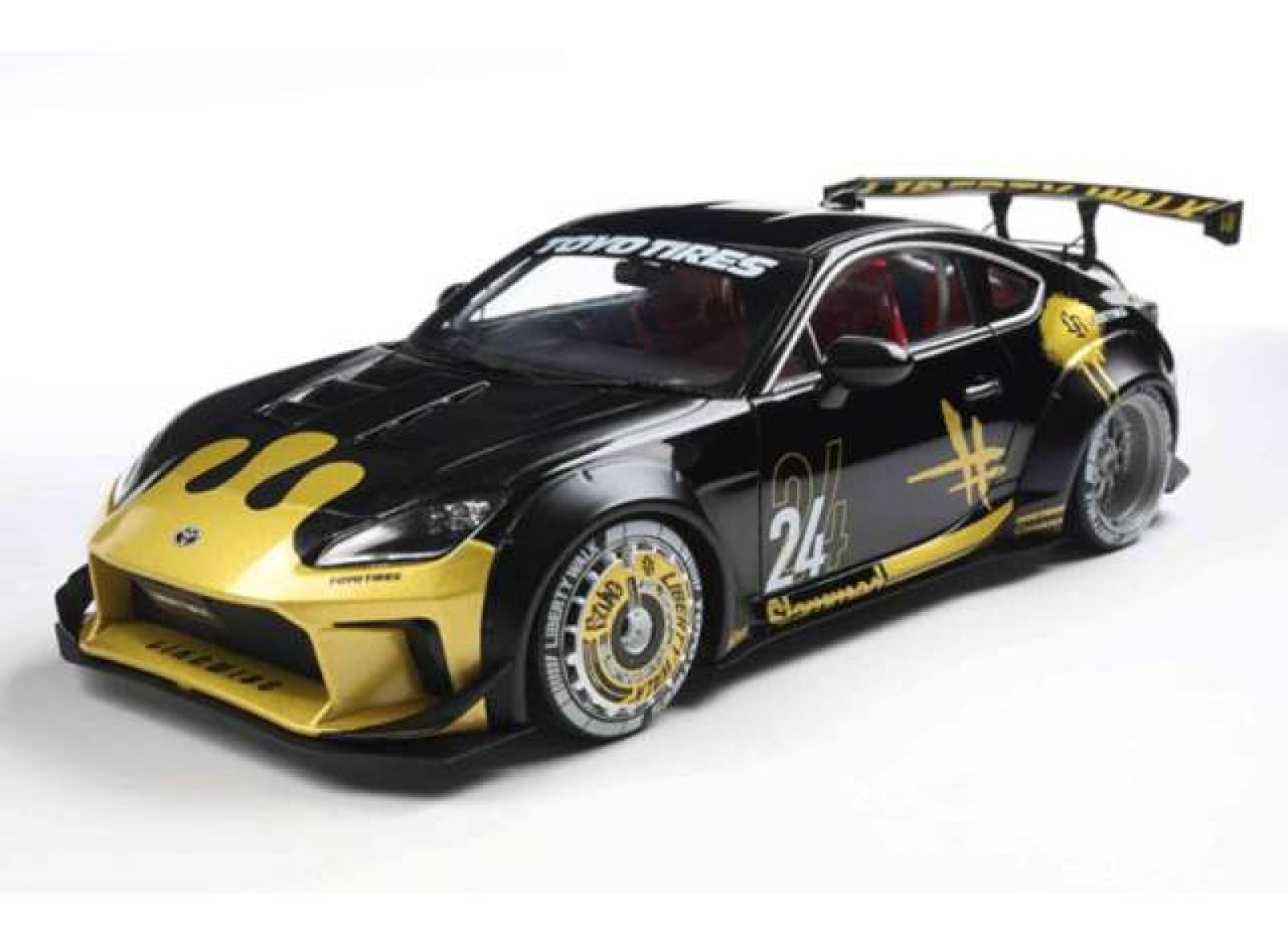 Schaalmodel Toyota - Gr86 Lbwk Body Kit N 24 Coupe 2024 - Black Gold 1/18