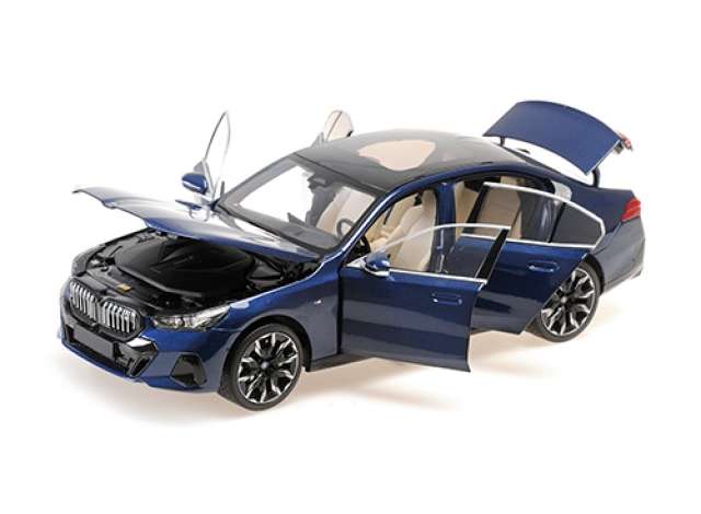 BMW i5 – 2023 – BLAUW METALLIC