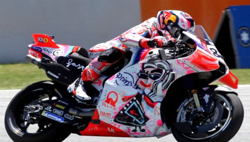 Ducati Desmosedici GP24 Pramac Racing 1/12 Kiloworks