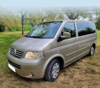 VW Multivan 2003 Wheat Beige metallic 1:18