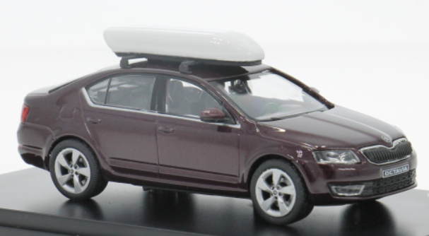 Skoda Octavia IV FL, bruin, 2024, 1:43