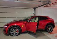 Ferrari Purosangue 2022 - tetto panoramico 2023 Red Mugello Met and Lateral gold Stripe