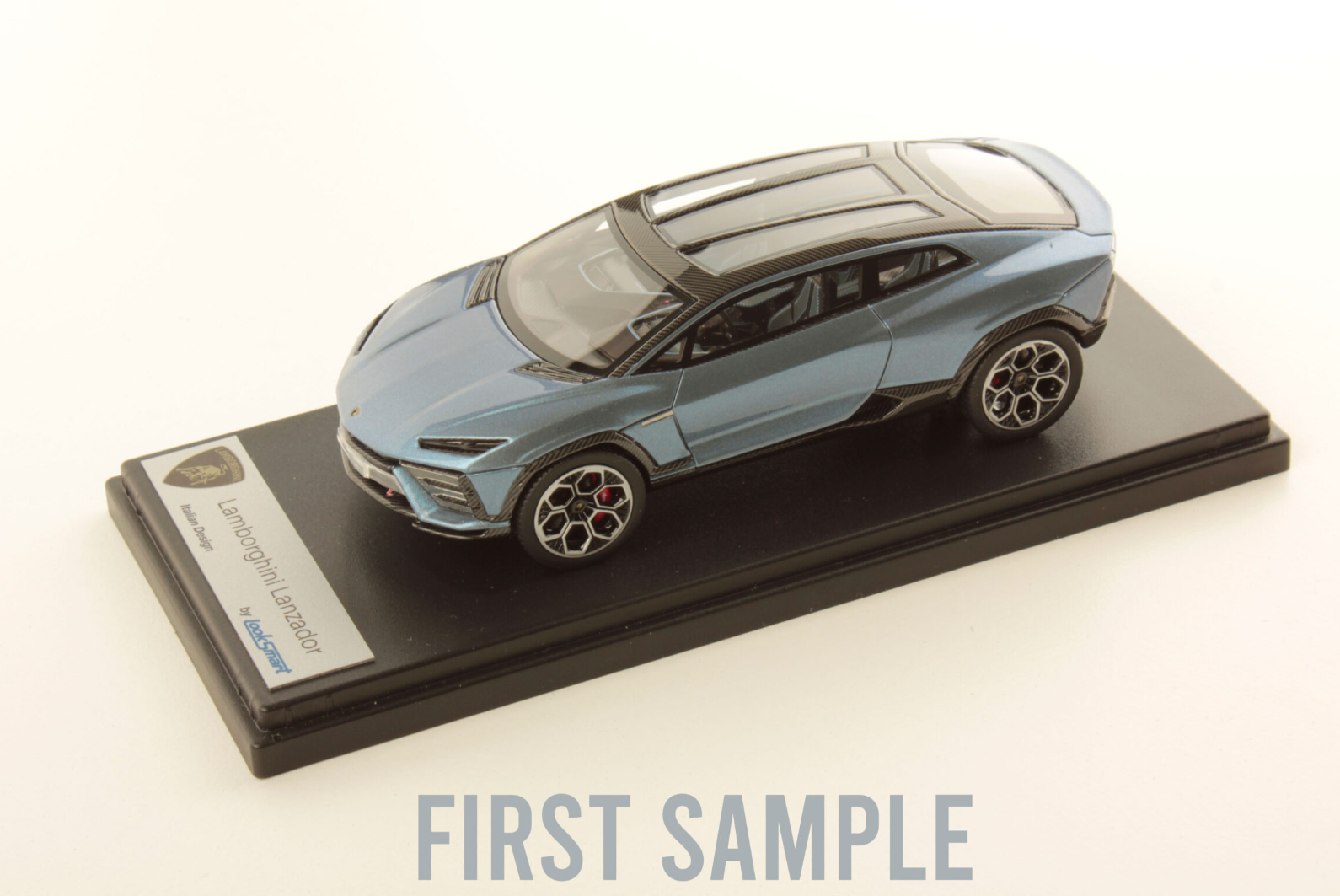 LAMBORGHINI LANZADOR AZZURRO ABISSALE