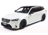 BMW M5 Touring (G99), Alpine white