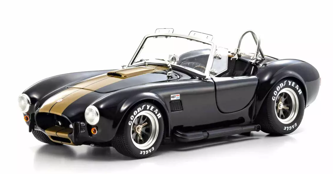 Shelby Cobra 427S/C Black/Gold 1:18