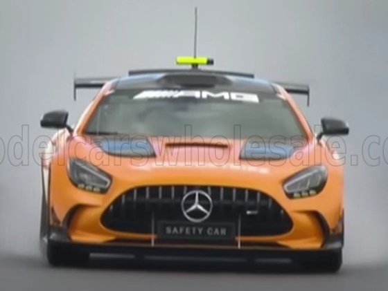 MERCEDES BENZ - AMG GT V8 BLACK SERIES F1 SAFETY CAR CROWDSTRIKE BRITISH SILVERSTONE GP 2025 BERND MAYLANDER