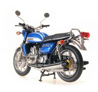 Suzuki GT 750 J 1973 Schaal 1/12