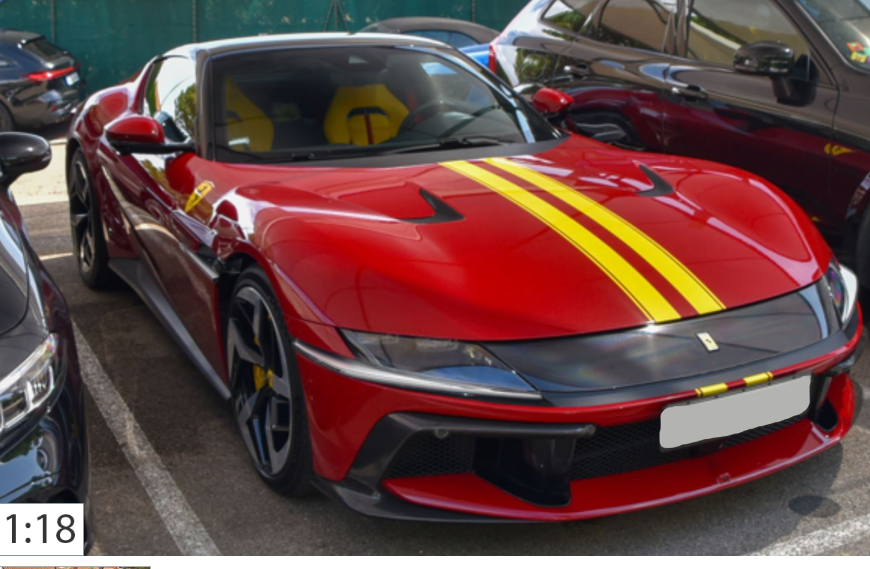 Ferrari 12Cilindri Coupe Rosso Corsa con striscia 