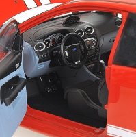 FORD FOCUS RS – 2010 – LE MANS CLASSIC EDITION – RED – 1967 FORD MK.IV TRIBUTE L.E. 702 pcs.