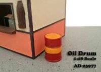 1/18 set with 2 Oil Drums