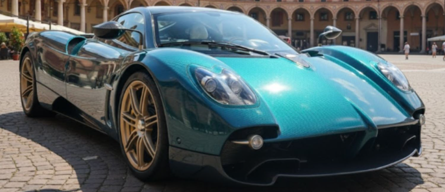 Pagani Utopia Roadster Cobalto gloss carbon - open