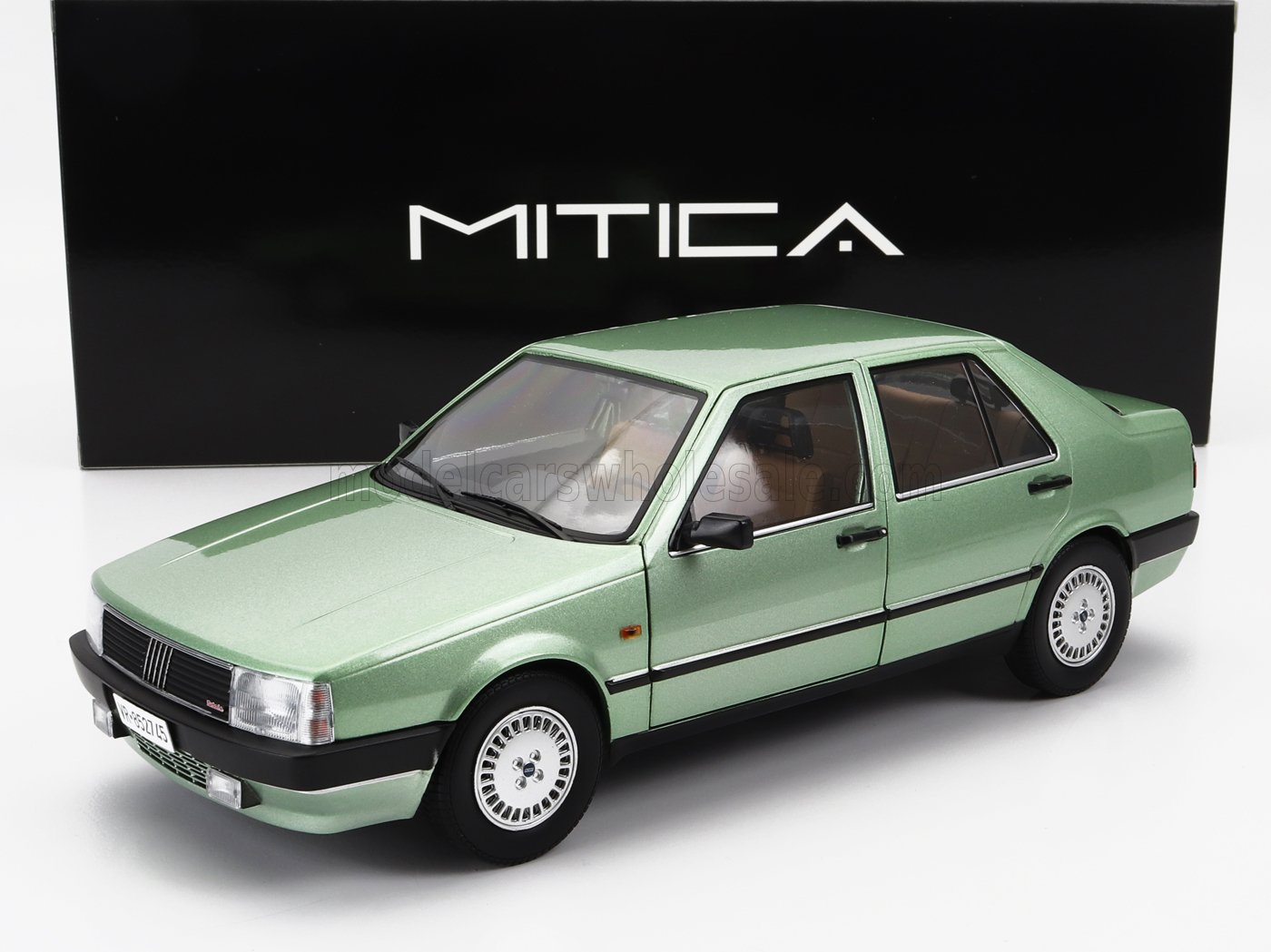 FIAT - CROMA 2.0 TURBO IE 1988 - GREEN MET CEYLON 