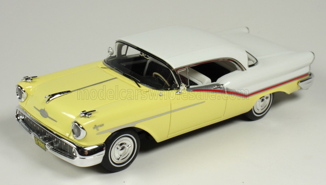 OLDSMOBILE - STARFIRE CORONADO 1957 - YELLOW WHITE
