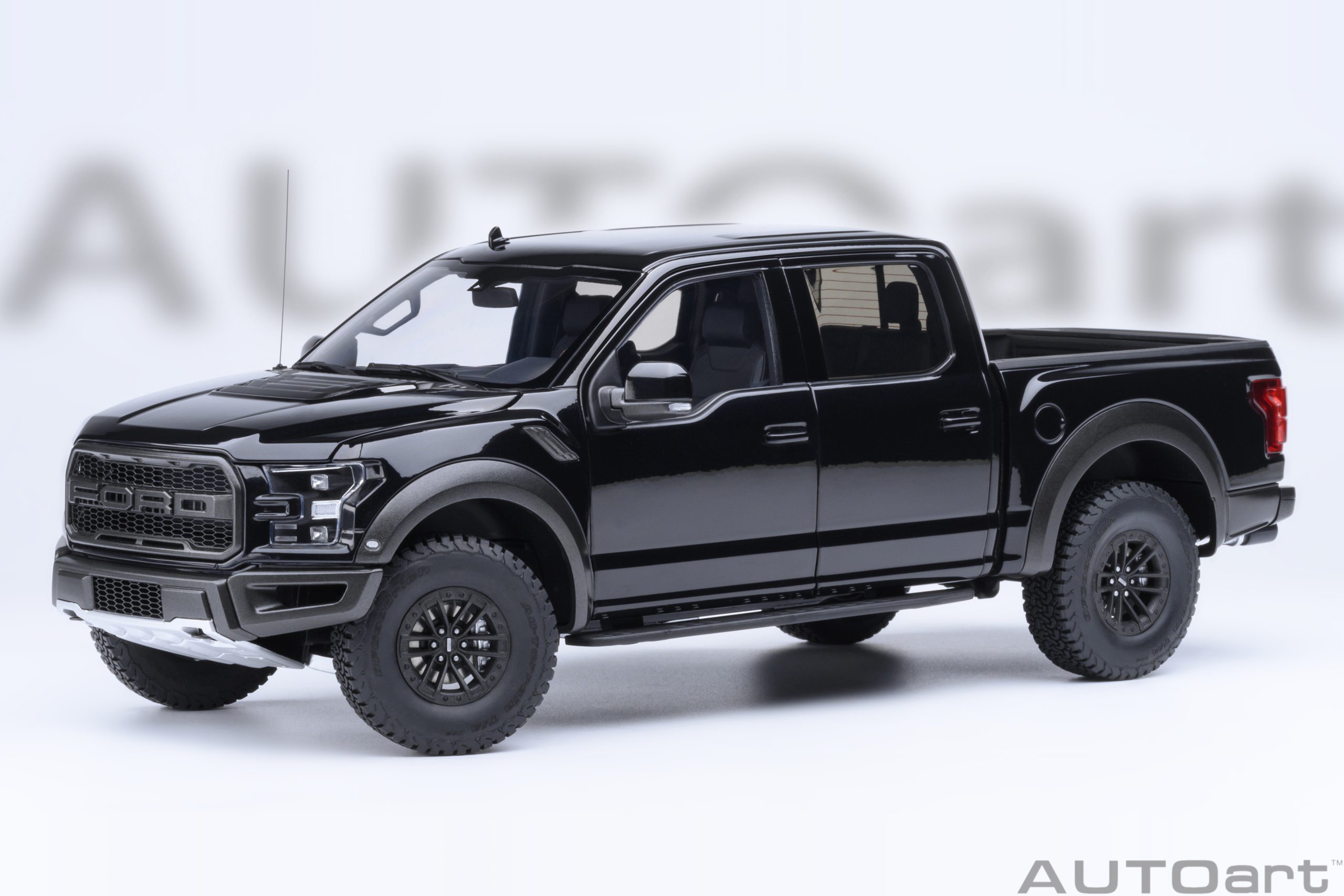 Ford F-150 Raptor Supercrew 2019 (Agate Black)
