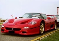 Ferrari F50 Coupe rosso e cerchi oro