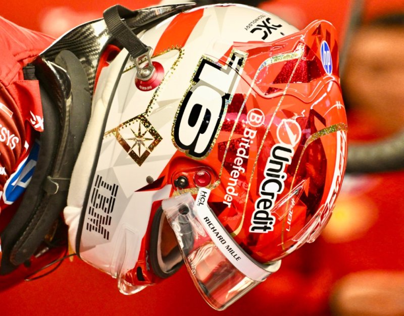 Charles Leclerc Scuderia Ferrari HP GP de Las Vegas 2025 casque 1/5 Looksmart