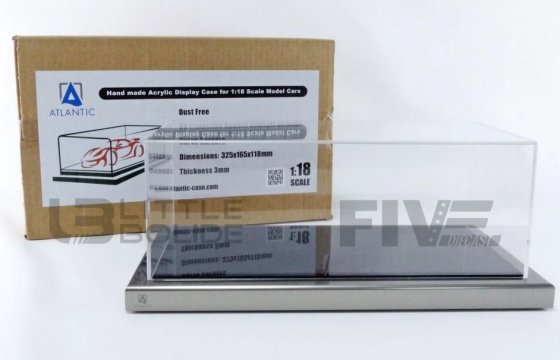 Display Case with Black and Metal base 325x165x125mm.