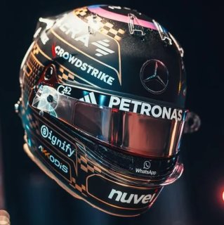George Russell Mercedes-AMG Petronas F1 Team casque 1/5 Spark