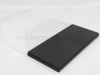 Vitrine 1-18  34cm x 16cm x 11cm  zwarte bodem plaat.