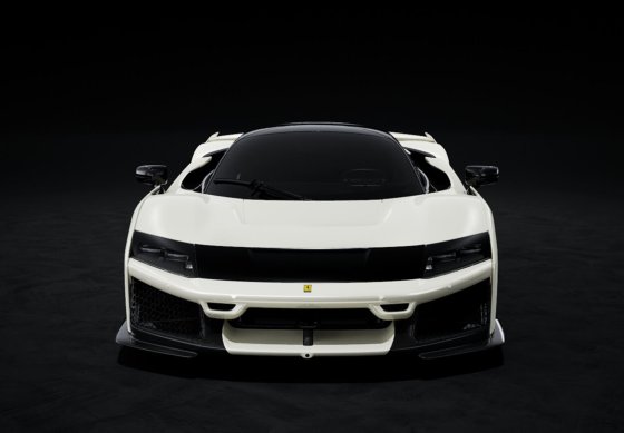 Ferrari F80 optional carbonio Bianco Italia - cerchi bicolor carbonio e silver