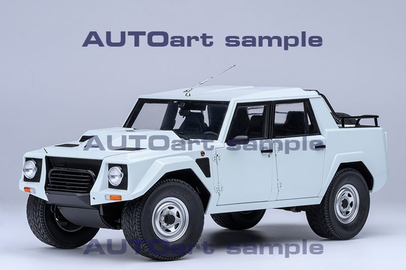 Lamborghini LM002 (Bianco Polo Park)