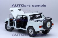 Lamborghini LM002 (Bianco Polo Park)