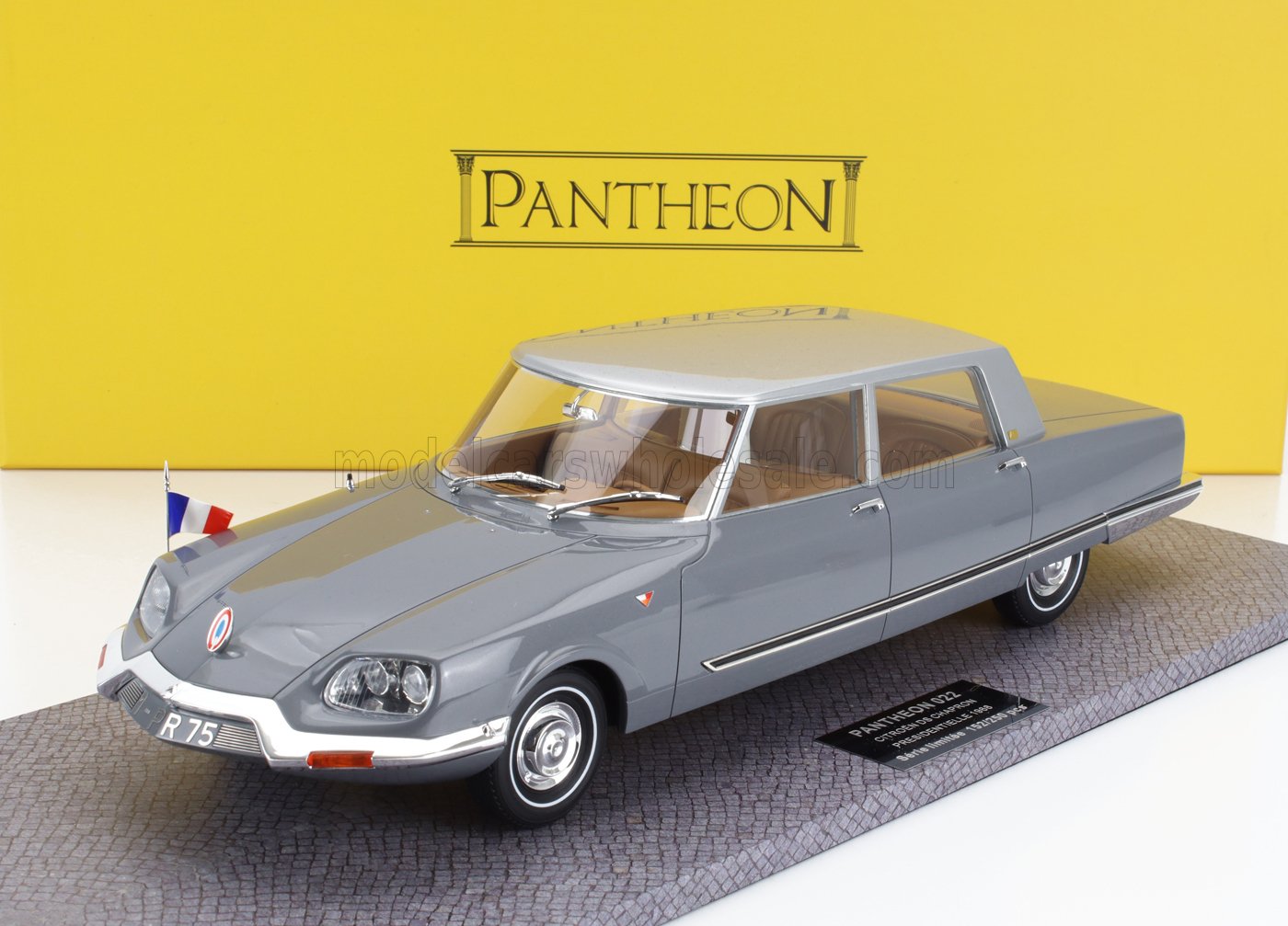 CITROEN - DS21 CHAPRON PRESIDENTIELLE 1968 - PERSO
