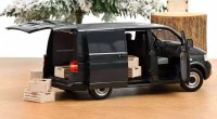 VW Transporter 2003 antracietgrijs 1:18