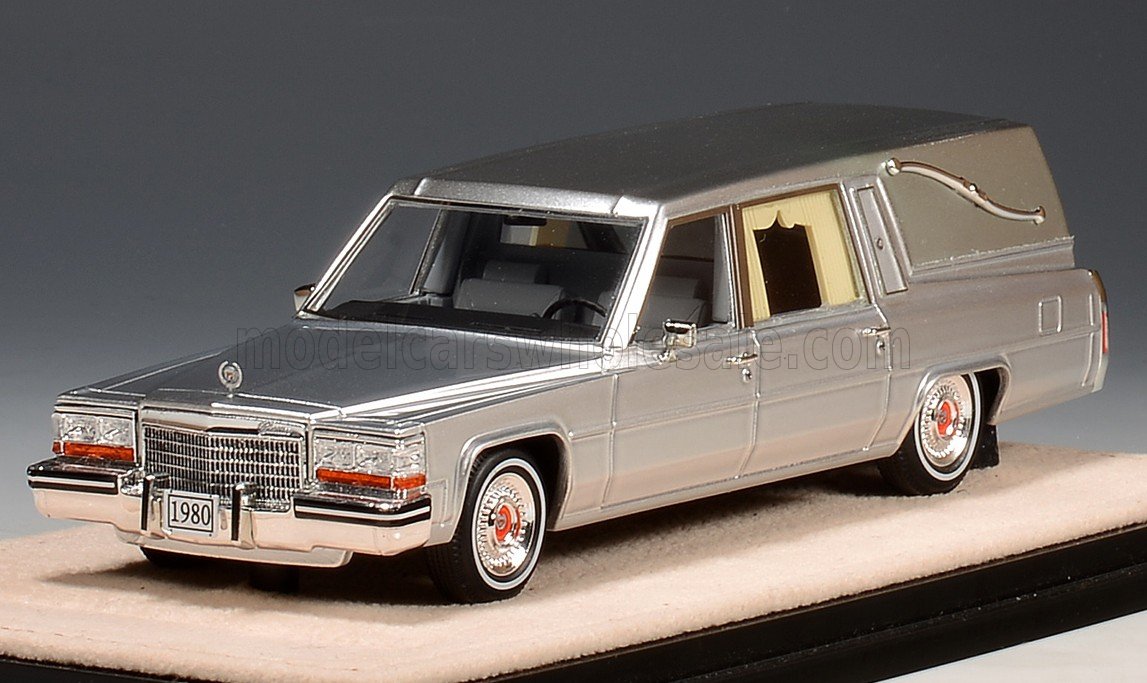 CADILLAC - SUPERIOR 1980 - HEARSE- SILVER BLACK