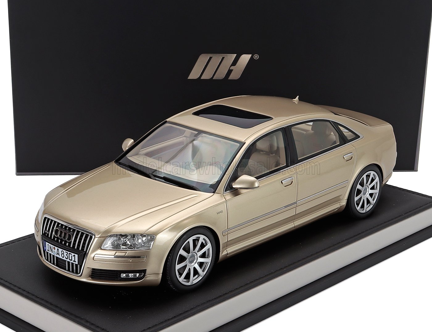 AUDI - A8 L W12 QUATTRO 2008 - BEIGE PEARL