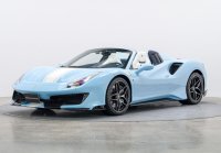 Ferrari 488 Pista Spider Azzurro la Plata con striscia bianca