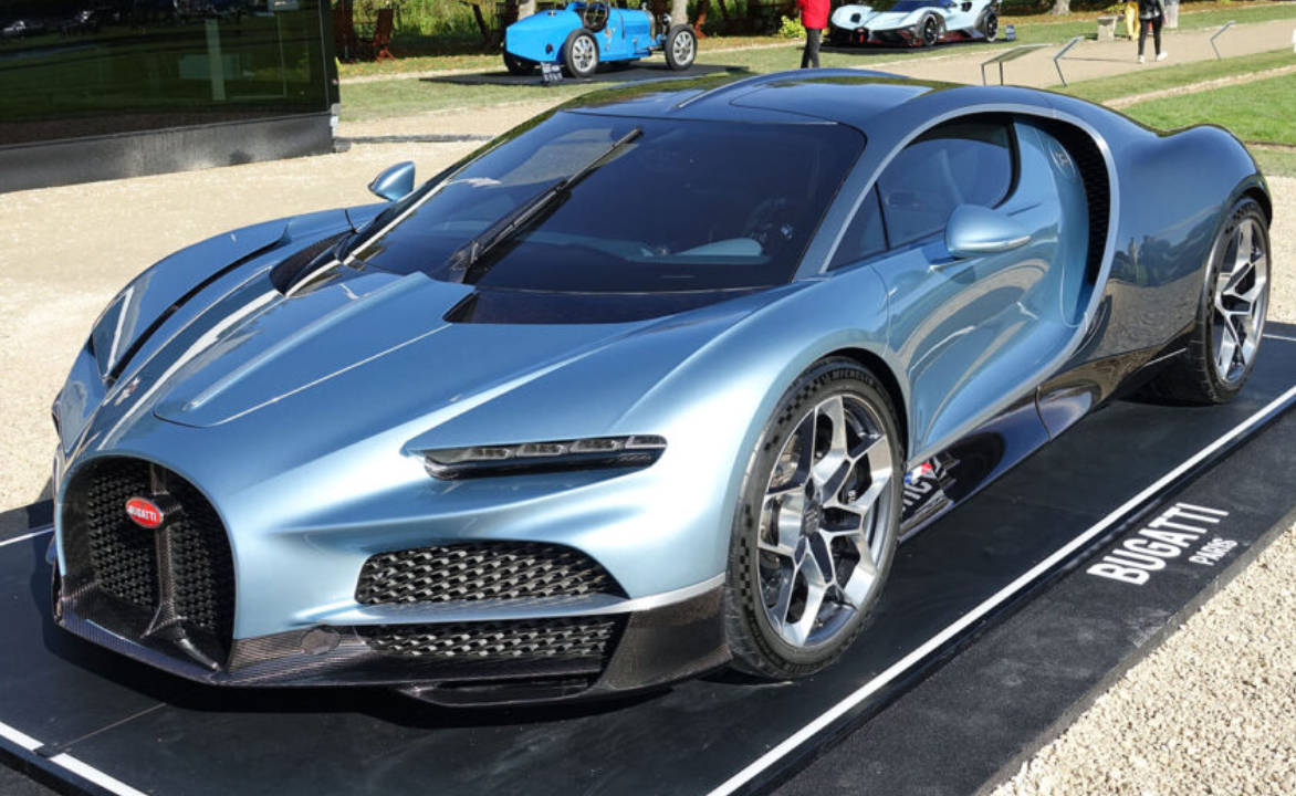 Bugatti Tourbillon - Launch Version