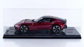 Ferrari 12Cilindri 2024 schaalmodel 1/18 van Polistil