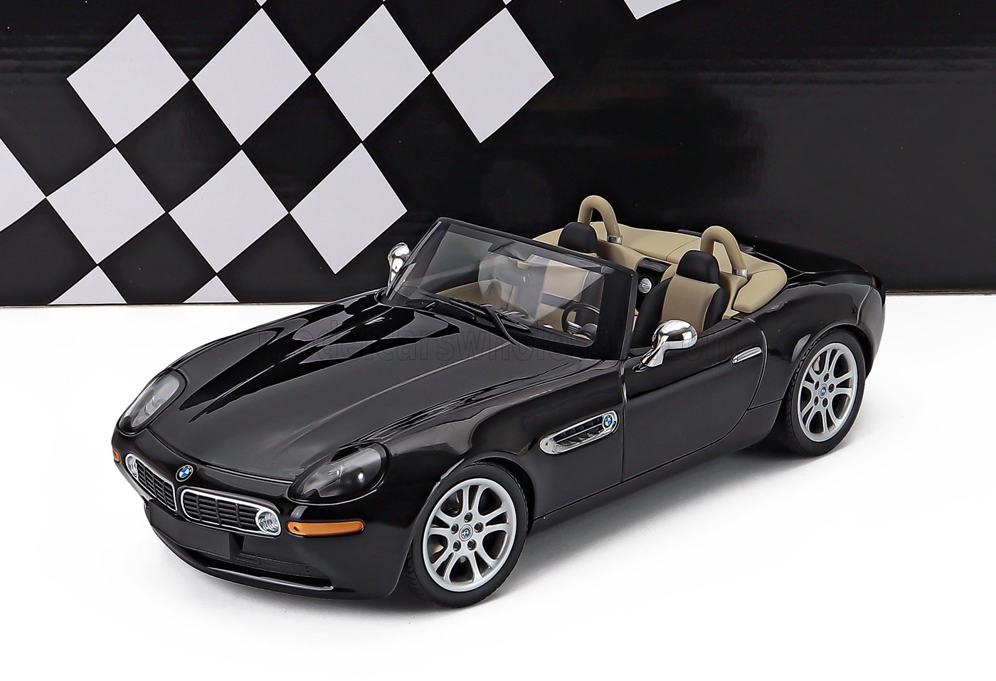 BMW - Z8 SPIDER ROADSTER 2000 - BLACK