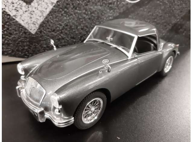 MGA MKI A1500 closed hard top. Diecast model with 