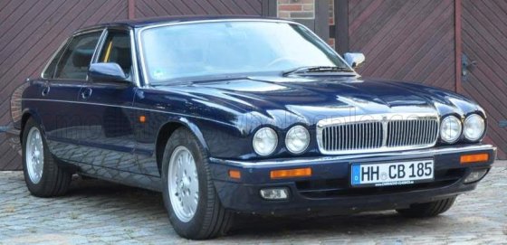 JAGUAR - XJ6 SOVEREIGN (X300) 1995 - WESTMINSTER BLUE