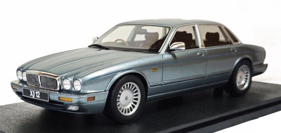 Jaguar XJ6 Sovereign (X300) 1995 1:18 Cult Scale Models