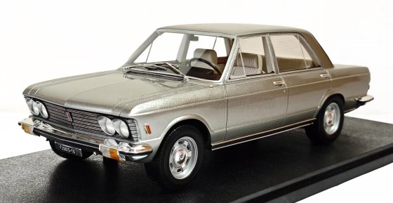 Fiat 130 Berlina 1969 zilver 1/18 Cult Scale Models